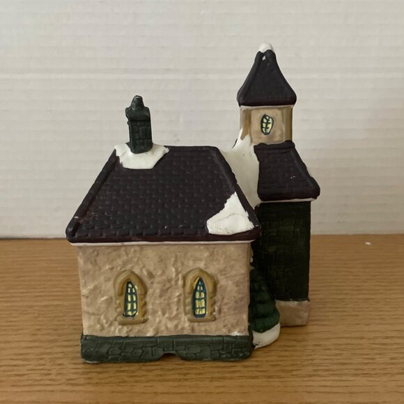 Vtg Holiday Traditions Christmas Village Victorian Church Hand Painted Ceramic - Picture 3 of 9